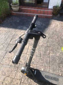 scooter pure air 3, like new condition, spare parts and pump included