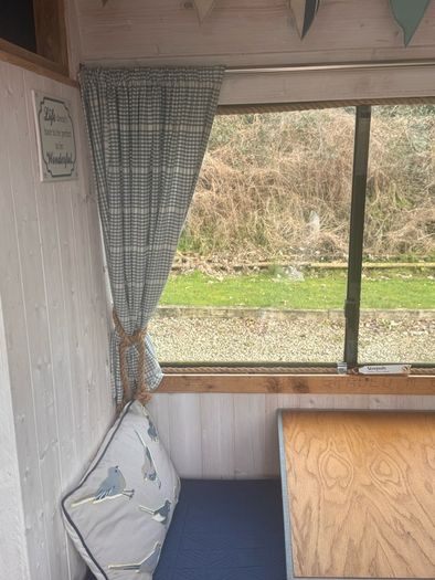 Camper Iveco Daily 2.3l  - Fully Off-Grid & Logbook Registered