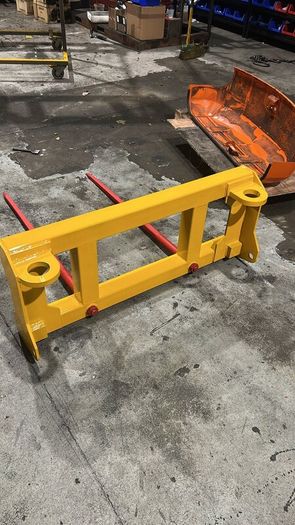 pin and cone bale spike