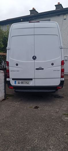 mercedes sprinter