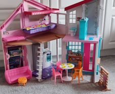 Barbie Foldable Malibu House