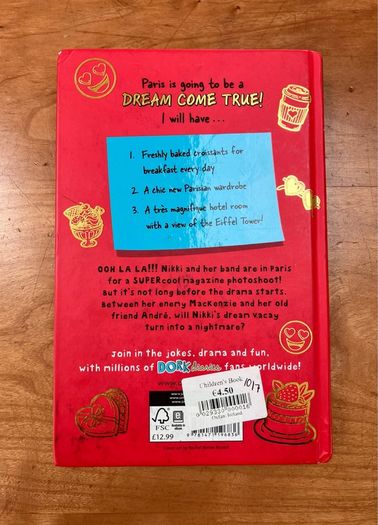 Dork Diaries, I Love Paris, Book 15 by Rachel Renee Russell