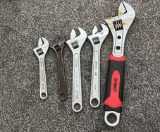 pipe wrenches