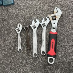 pipe wrenches