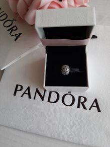 New genuine Pandora sparkling leaves charm