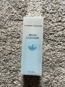 NEW makeup  brush cleaner