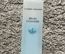 NEW makeup  brush cleaner