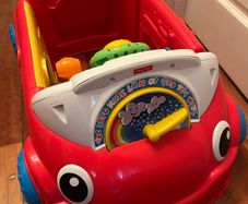 Fisher Price Laugh & Learn crawl around car