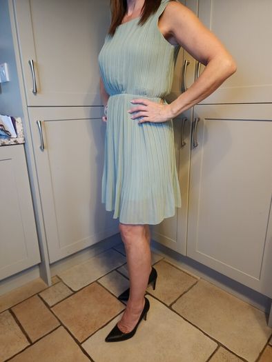 Light green dress