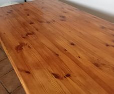 Kitchen table