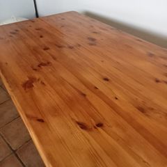 Kitchen table