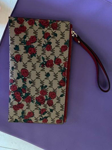 michael kors clutch purse/bag
