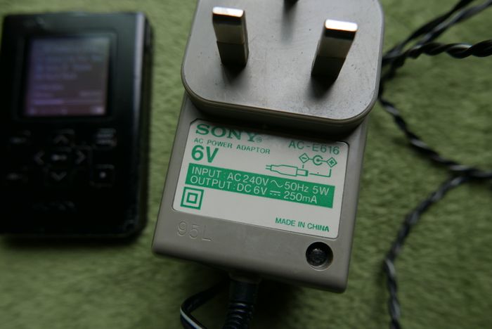 Sony Network Walkman MP3 NW-HD5 HDD Tested Works