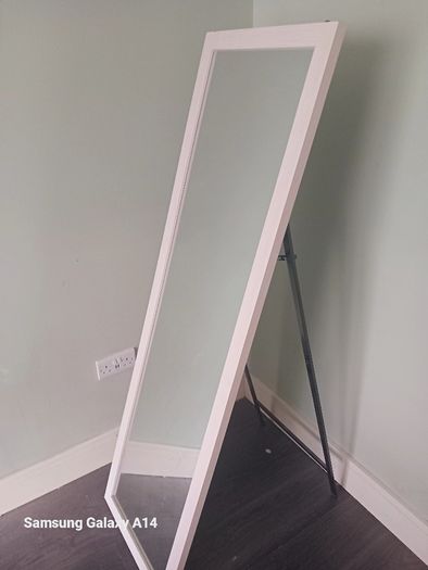 Free mirror