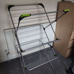 Clothes airer