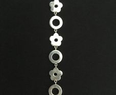 Solid .950 Silver Modernist Flower & Circle Link Bracelet