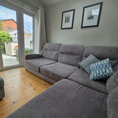 L corner sofa