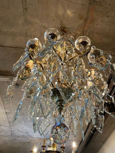 Crystal and Brass Large French Style Chandelier.