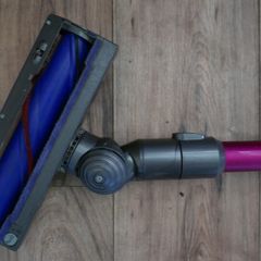 Dyson V6 Absolute NEW BATTERY works well