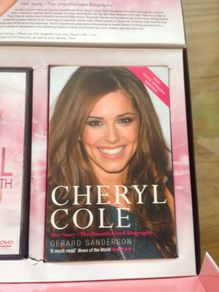 Cheryl Cole Exclusive Dvd/book