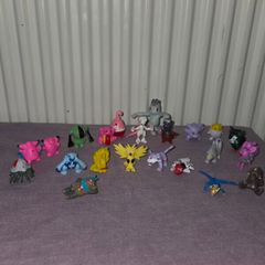 Lot of 22 vintage Pokemon Mini Figures