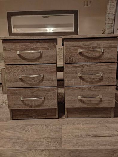 2 Bedside Lockers