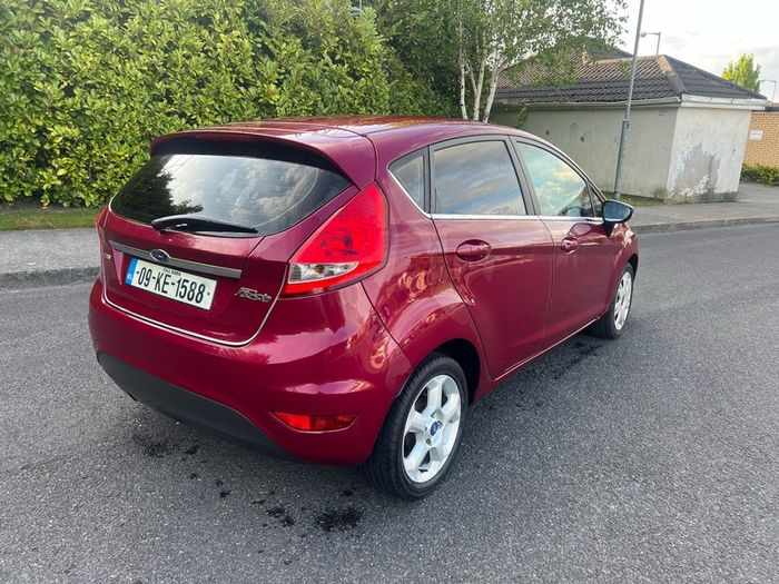 2009 Ford Fiesta