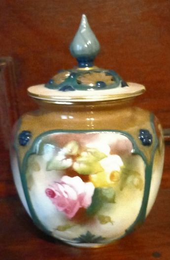 Antique Royal Worcester potpurri