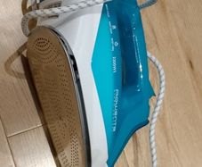 Vitek VT-8307 Steam Iron