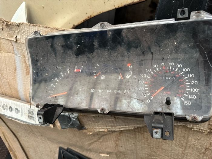 Ford Sierra Speedo Clocks