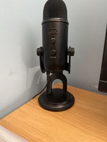 Logitech g blue yeti mic