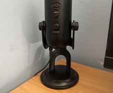 Logitech g blue yeti mic