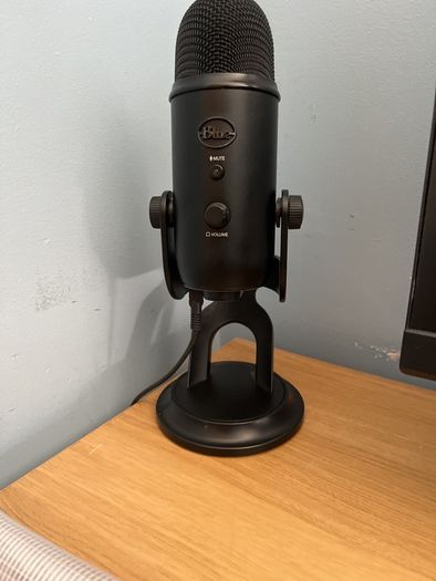 Logitech g blue yeti mic