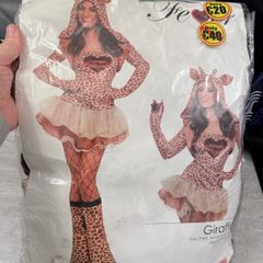 costume lady