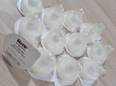 Free disposable teats for Hipp Organic baby milk