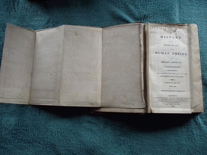 The Decline and Fall of the Roman Empire - Edward Gibbon - Priestley and Weale London - 1822