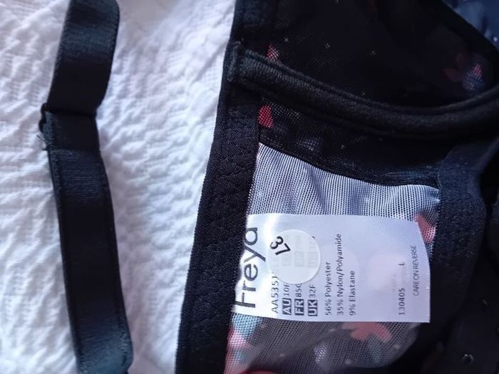 Freya Viva - Underwired Side Support Bra 32F and Briefs S - Black Floral - BNWT RRP 58