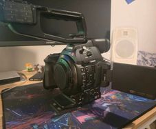 Canon C100 mark 2