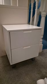 Bedside Locker/Small Chest of Drawers