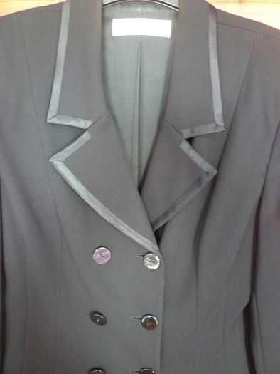 Dress Evening Blazer Jacket By J.taylor  Jet Black- Immaculate . Size 12 Medium. Formal dressy.