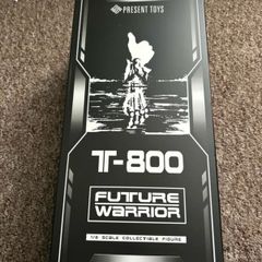 Present toys future warrior battle damaged edition like hot toys