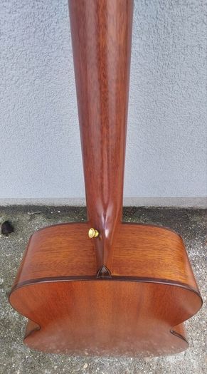 Lowden S10P (O22) JUMBO Made In Ireland in 1986. Very Rare Guitar from Lowdens Golden Era. Comes With A Calton Case worth 1500 on its own!