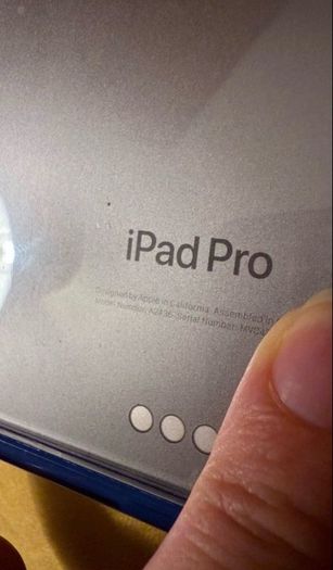 iPad Pro 12.9" 6th Gen 128 GB Wi-Fi