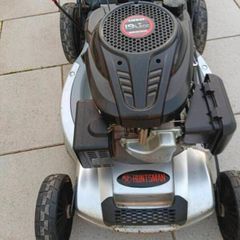 Huntsman self drive lawnmower with honda engine and aluminium body in excellent working condition