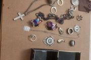 Collection of vintage jewellery