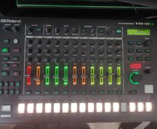 Roland TR-8S Rhythm Performer drum machine