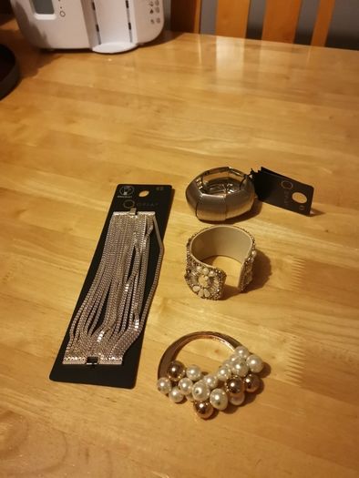 Jewellery -