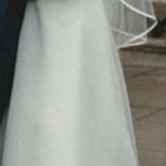 simple wedding dress and veil