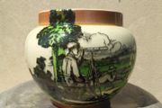 Empire Ware vase (rifle shooting scene)