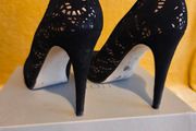 Beautiful Black Gold heels by Hobbs London, size 7